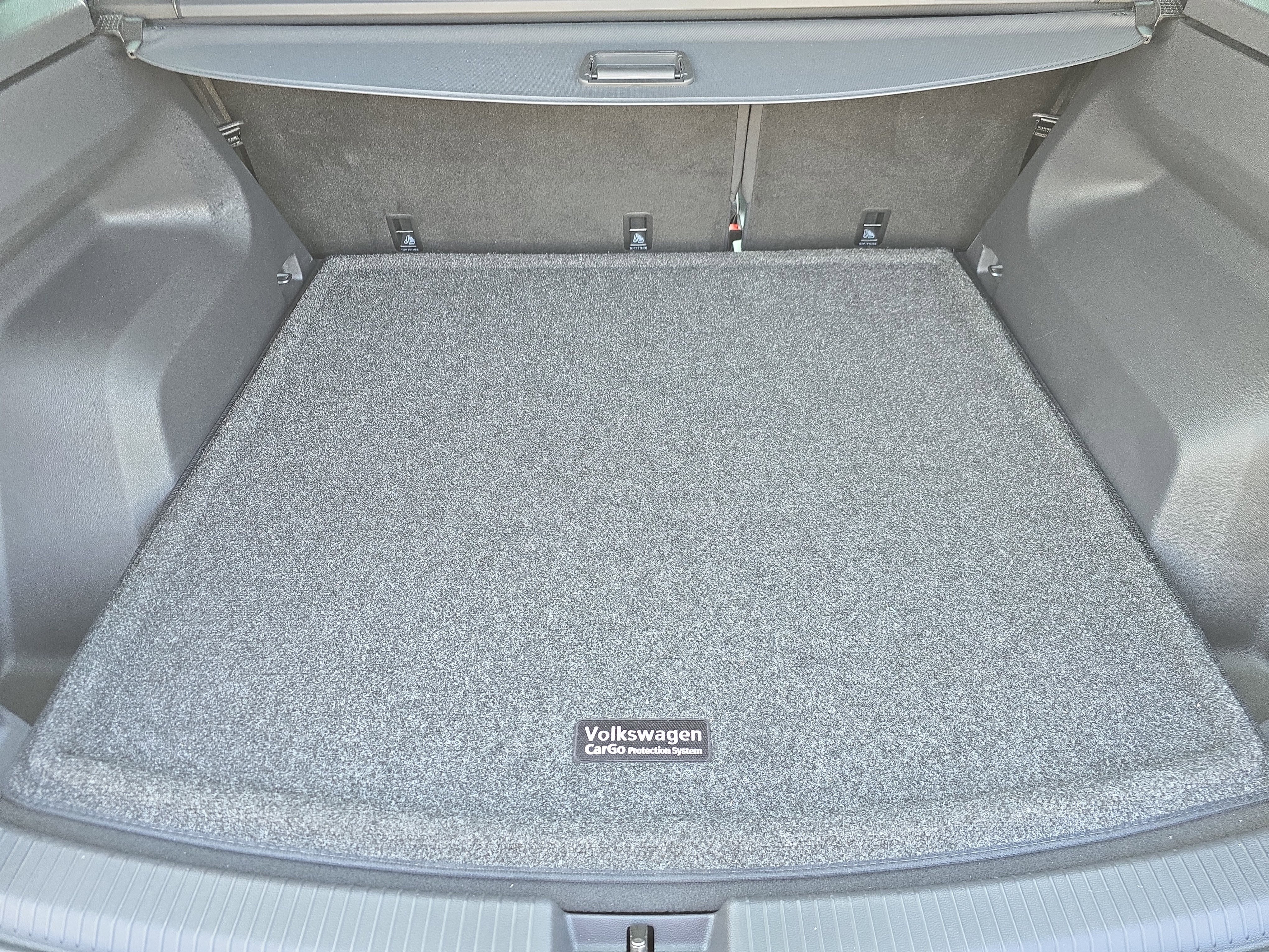 Used 2022 Volkswagen Atlas Cross Sport SE image 12