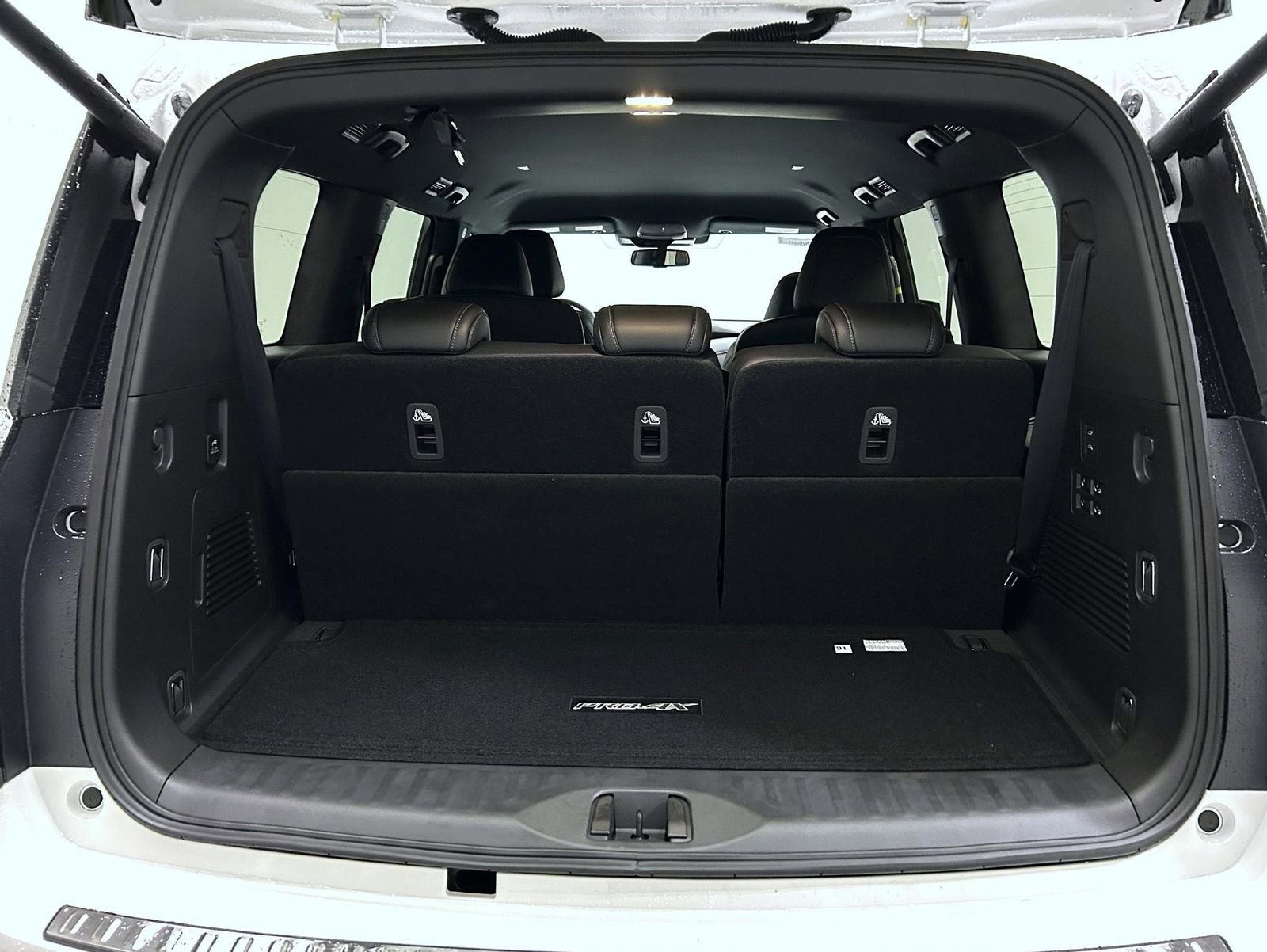 New 2026 Nissan Armada PRO-4X w/ Captain's Chari Seat Package image 9