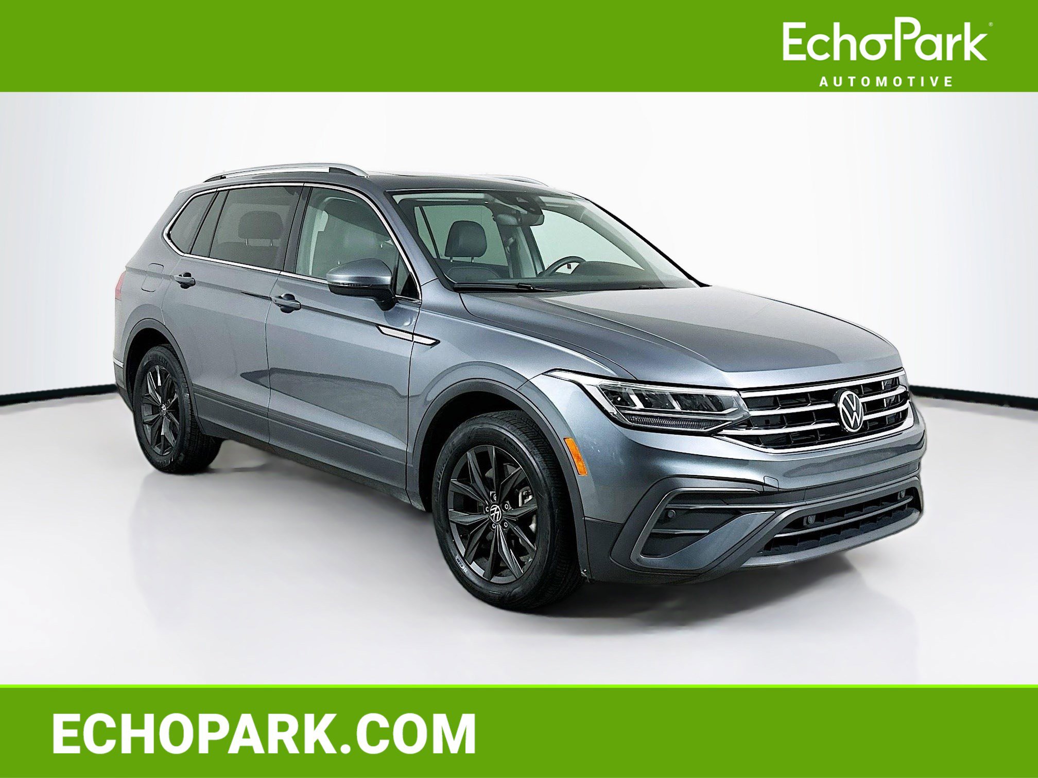 Used 2024 Volkswagen Tiguan SE
