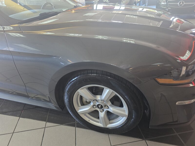 Used 2019 Ford Mustang Convertible RWD image 37