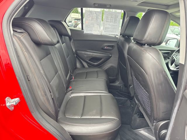 Used 2020 Chevrolet Trax Premier FWD image 10