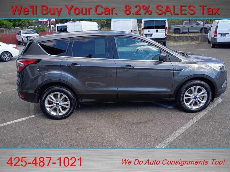 Used 2017 Ford Escape SE AWD/4WD image 4