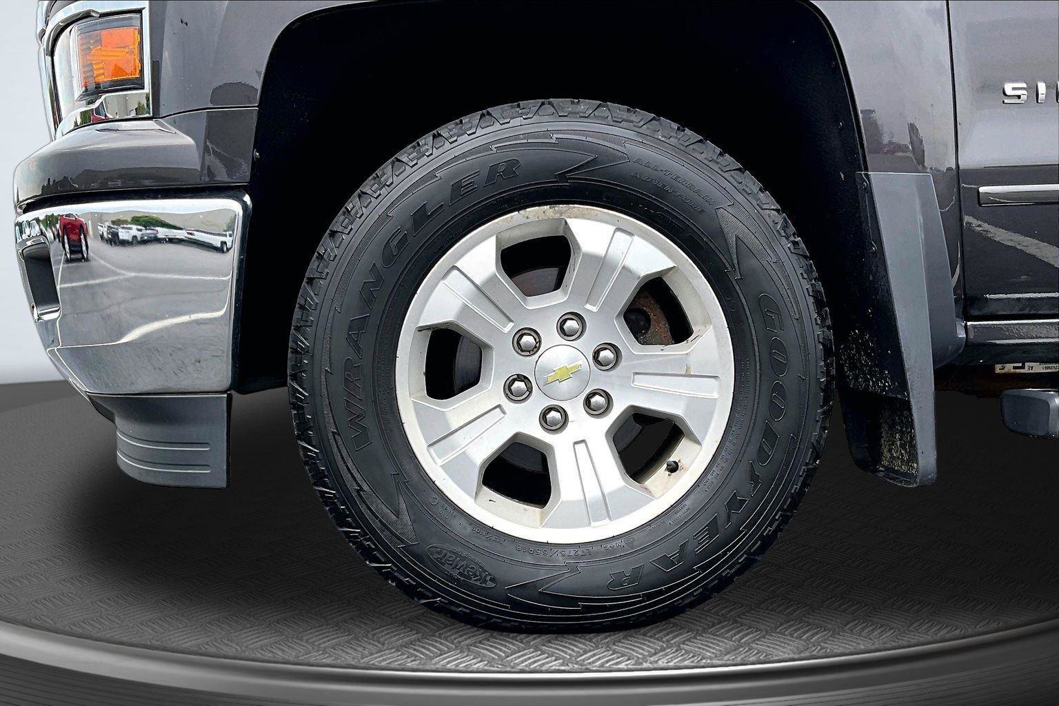 Used 2015 Chevrolet Silverado 1500 LT w/ All Star Edition AWD/4WD image 10