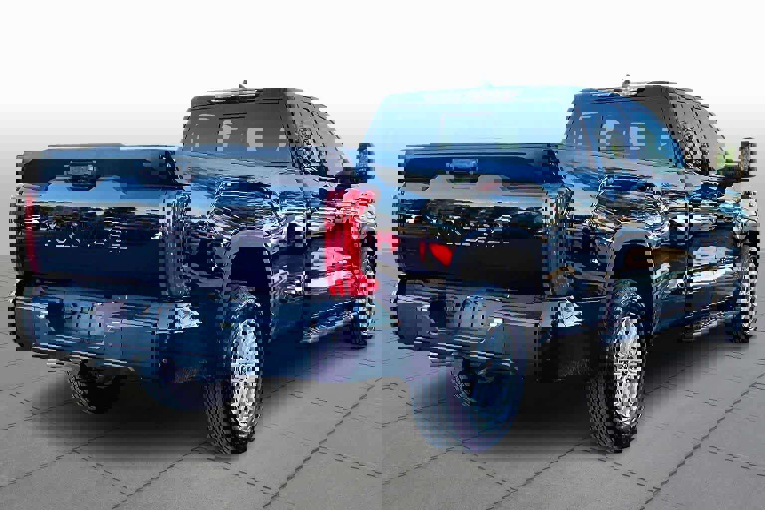 Used 2022 Toyota Tundra SR5 image 12