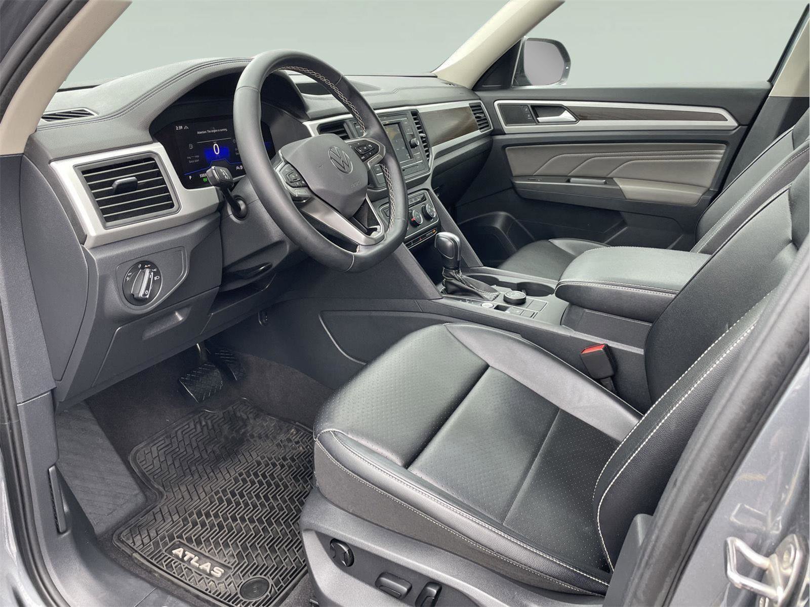 Used 2022 Volkswagen Atlas SE image 13