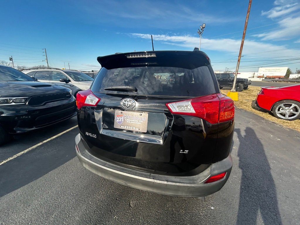 Used 2015 Toyota RAV4 LE image 4