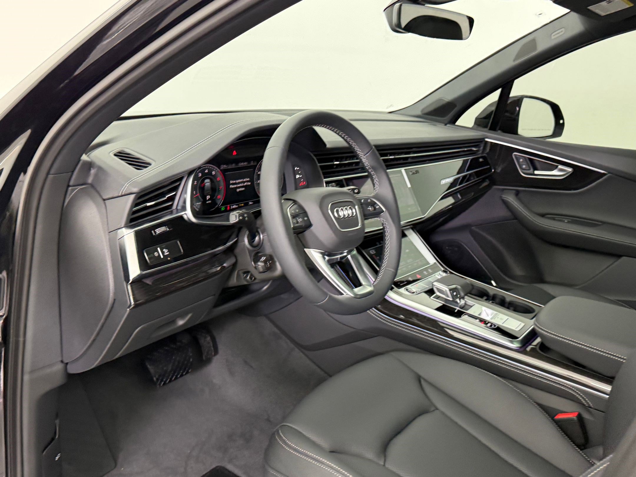 New 2026 Audi Q7 3.0T Premium Plus AWD/4WD image 4