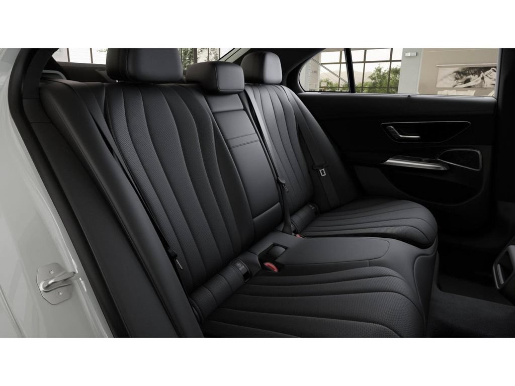 New 2027 Mercedes-Benz E 450 4MATIC Sedan image 5
