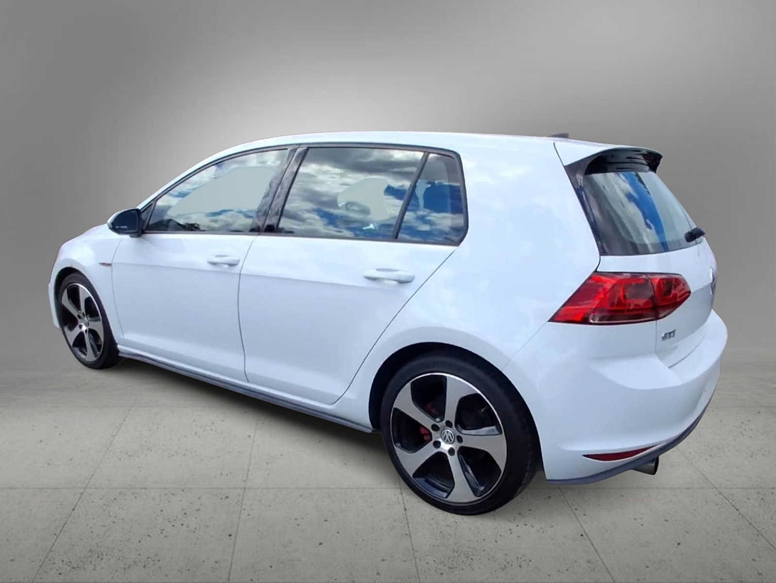 Used 2015 Volkswagen GTI S FWD image 6