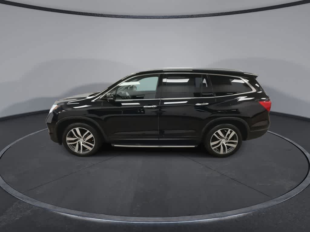 Used 2017 Honda Pilot Touring image 5