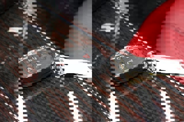 Used 2017 Land Rover Range Rover Long Wheelbase Autobiography image 18