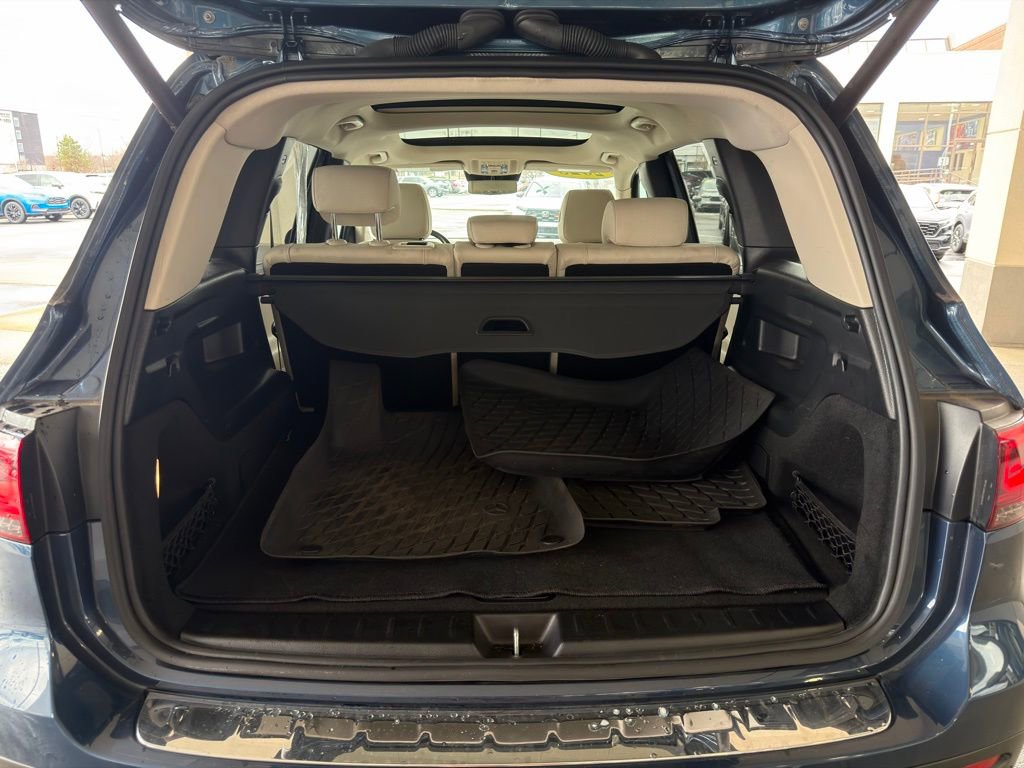Used 2023 Mercedes-Benz GLB 250 4MATIC image 21