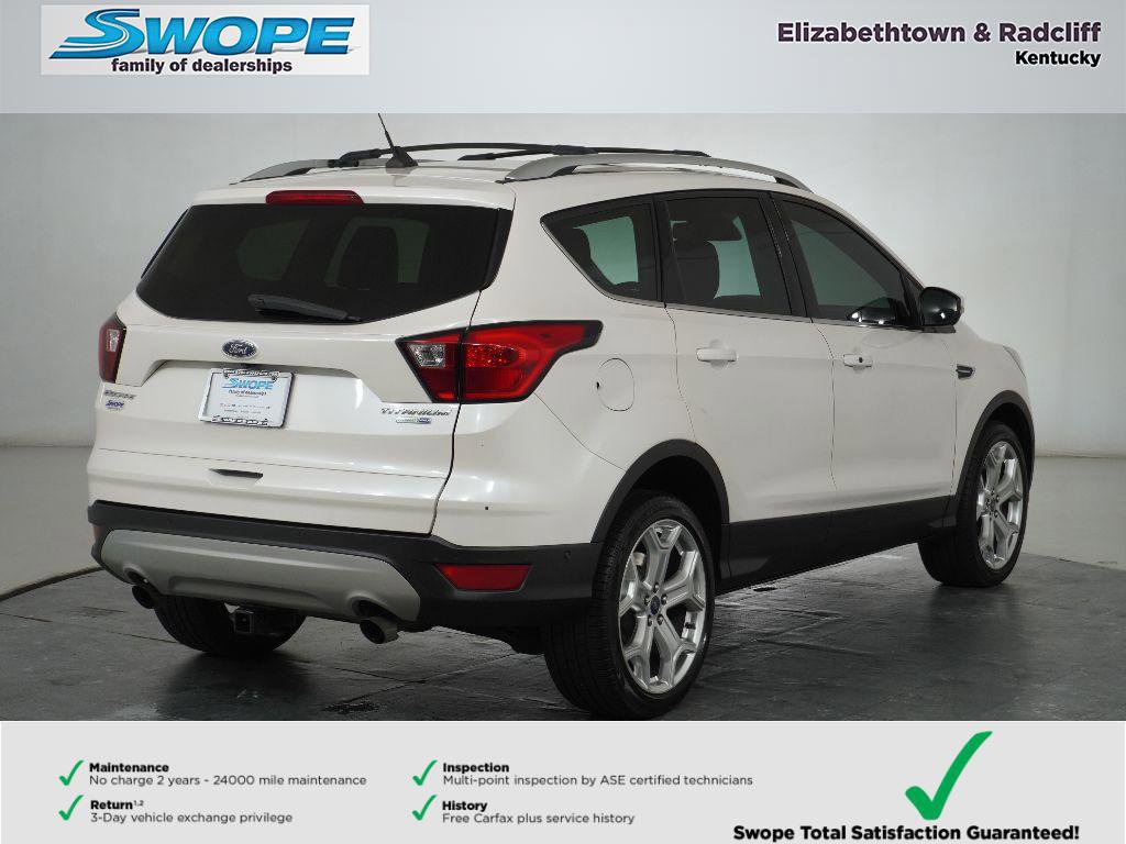Used 2019 Ford Escape Titanium image 4