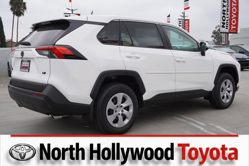 New 2025 Toyota RAV4 LE image 4