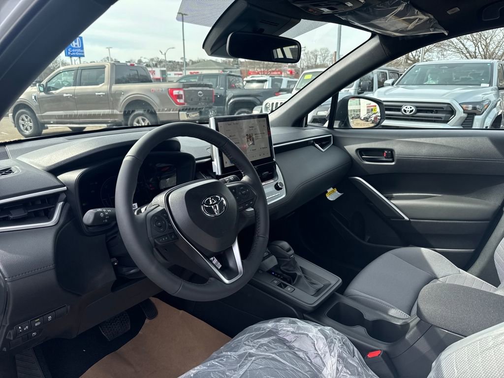 New 2026 Toyota Corolla Cross SE image 17
