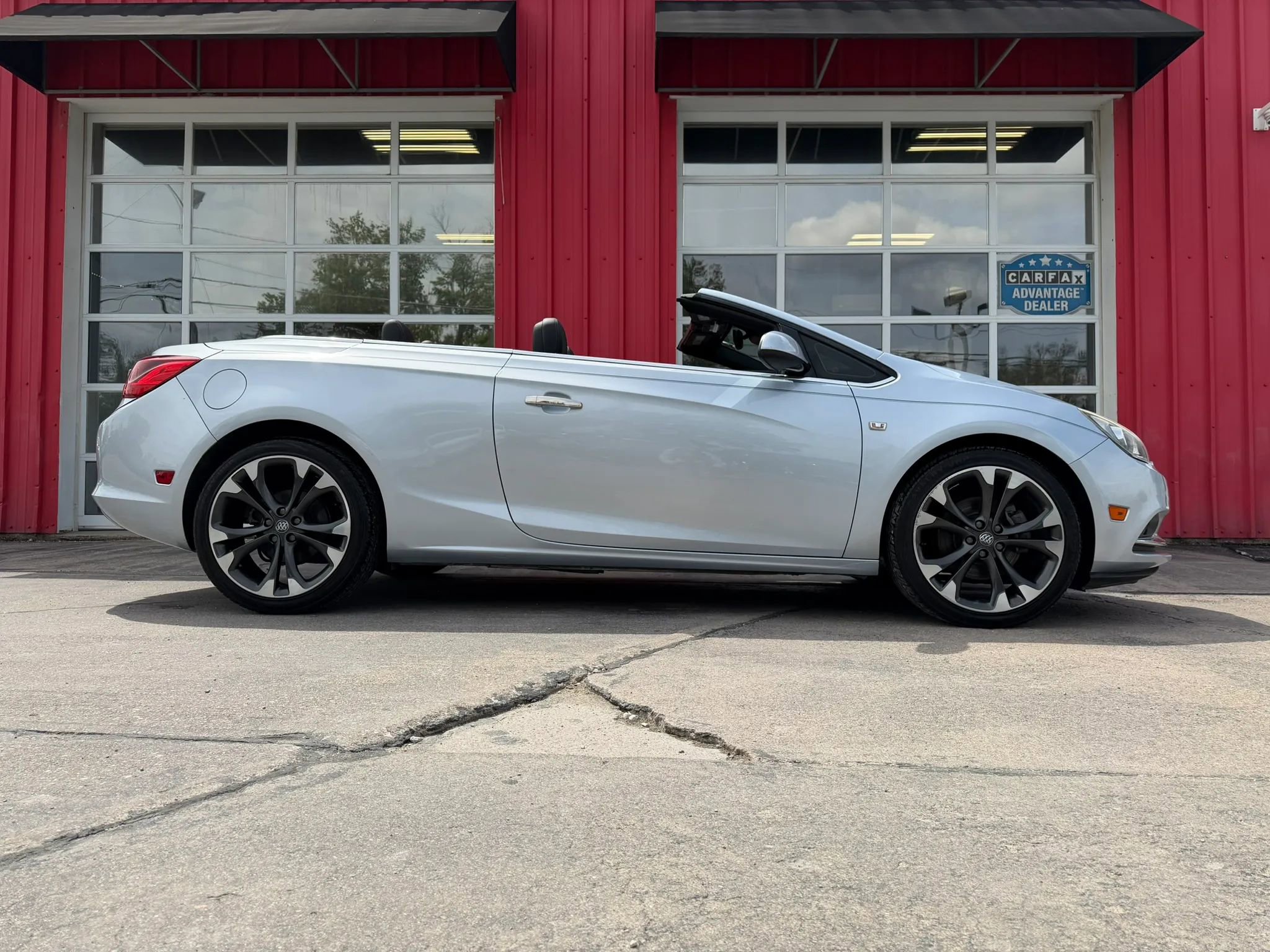 Used 2016 Buick Cascada Premium FWD image 2