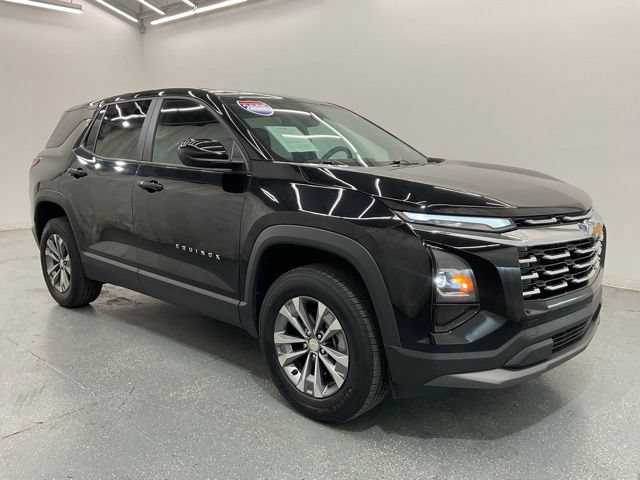 Used 2025 Chevrolet Equinox LT FWD image 8