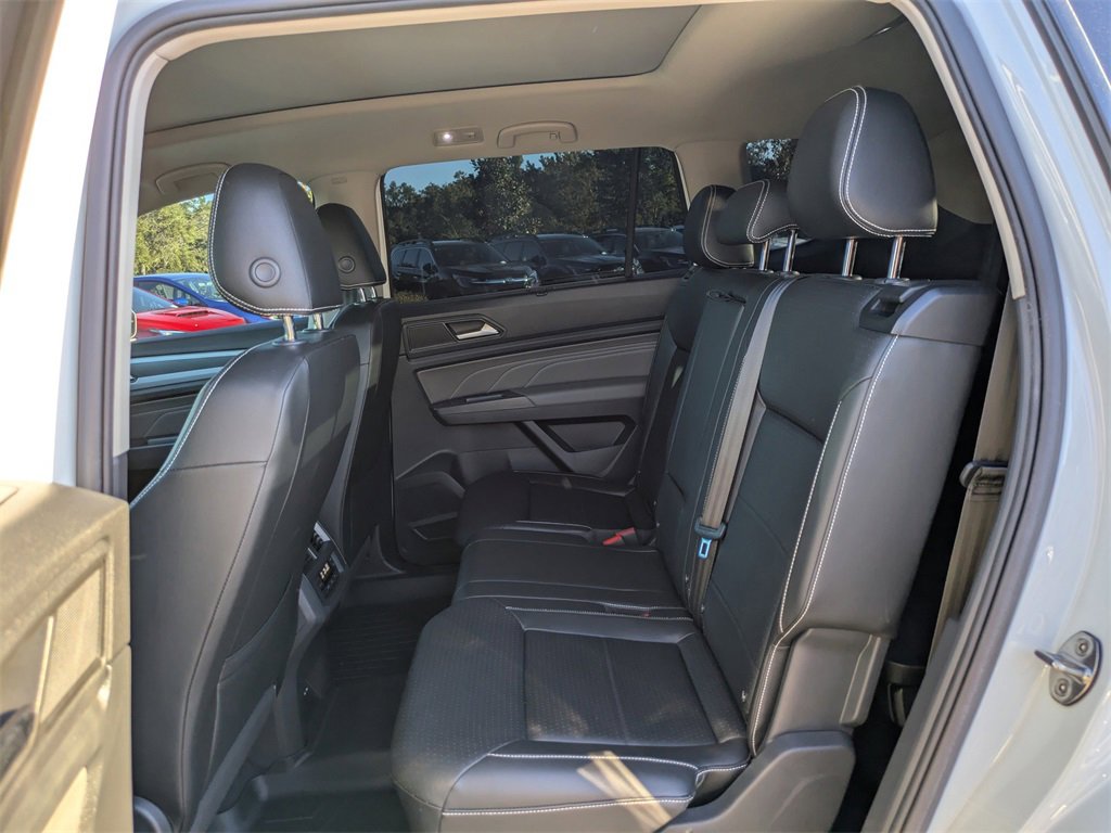 Used 2021 Volkswagen Atlas SEL R-Line image 12