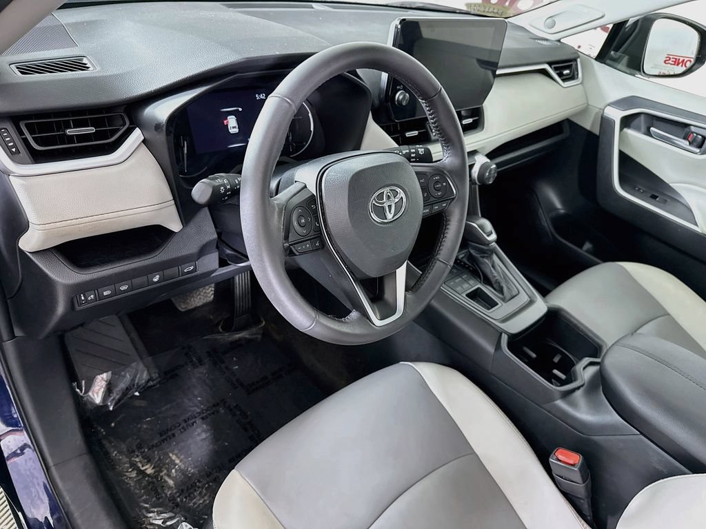 Certified 2023 Toyota RAV4 XLE Premium AWD/4WD image 20