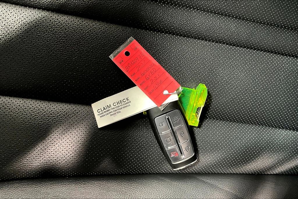 Used 2024 Genesis GV80 2.5T image 13