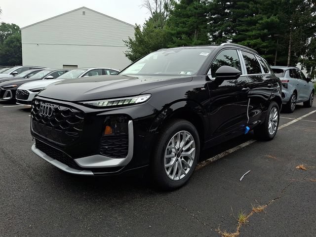 New 2026 Audi Q3 quattro 2.0T AWD/4WD image 2
