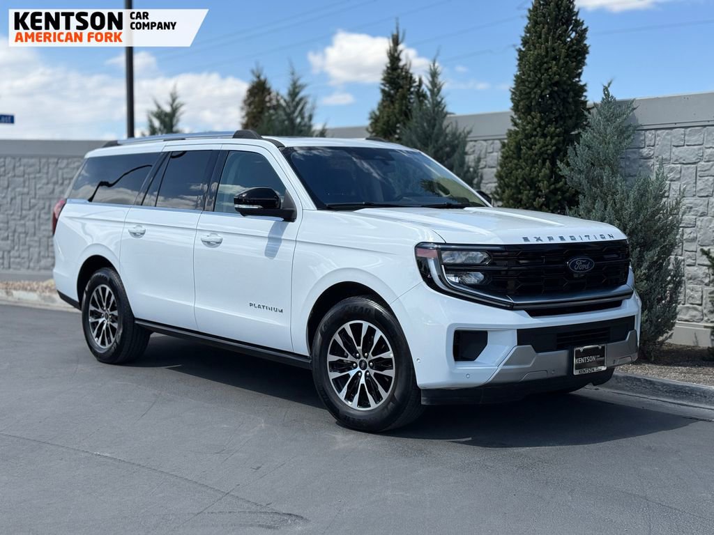 Used 2025 Ford Expedition Max Platinum image 12
