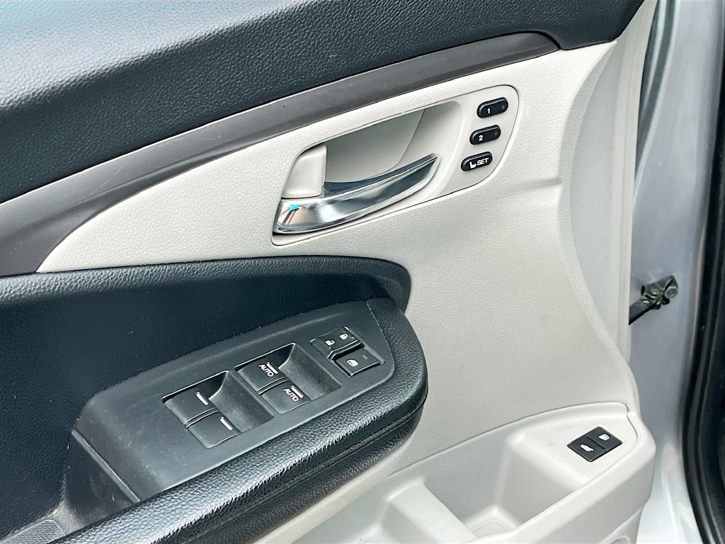 Used 2022 Honda Pilot Special Edition image 17