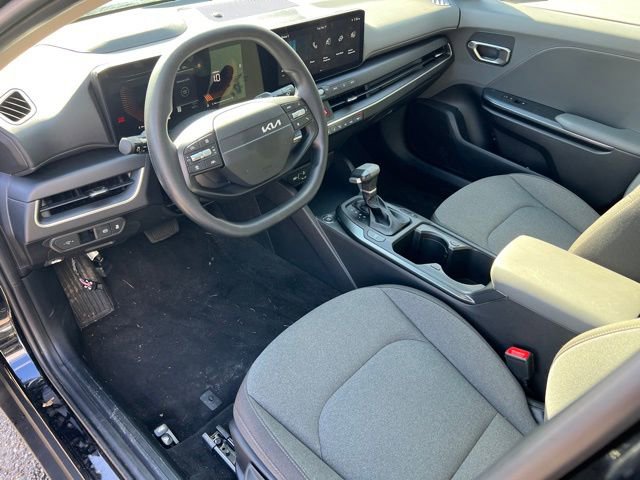 Certified 2025 Kia K4 LX image 14