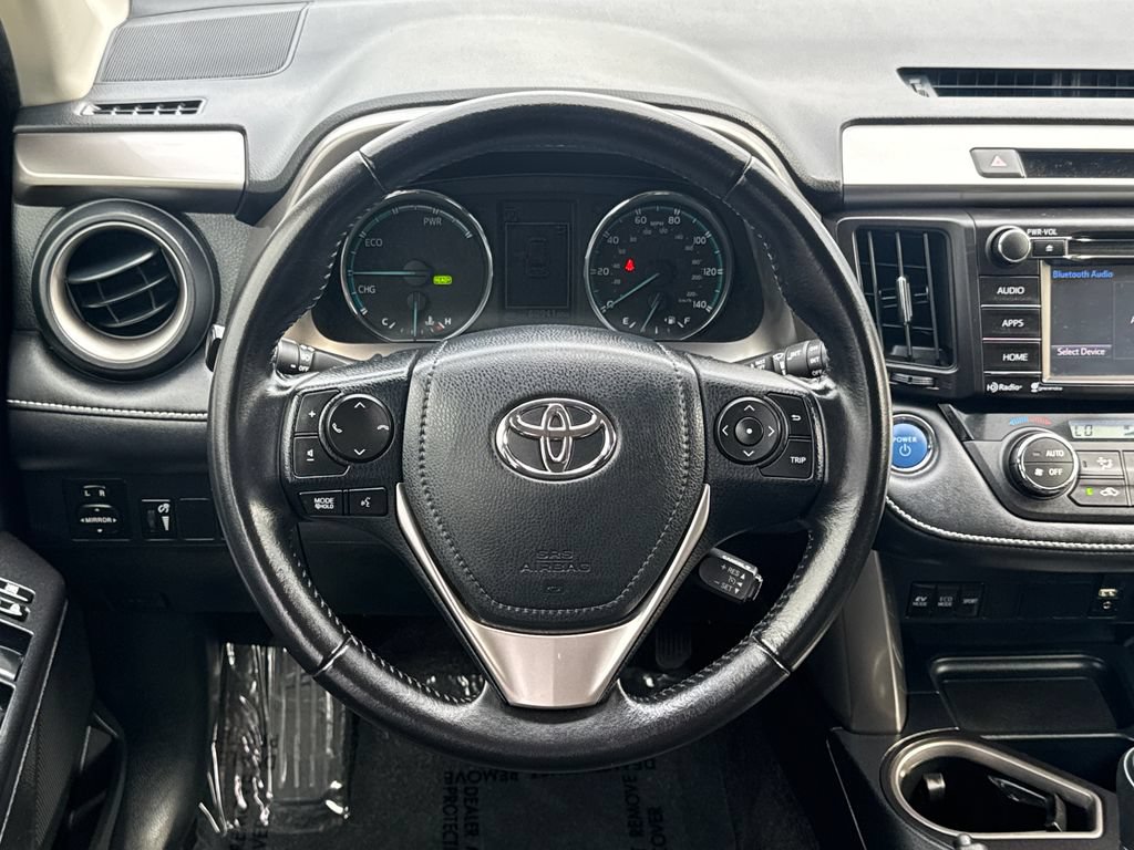 Used 2016 Toyota RAV4 XLE AWD/4WD image 14