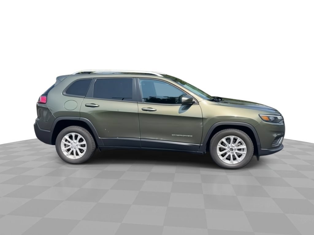 Used 2021 Jeep Cherokee Latitude FWD image 9