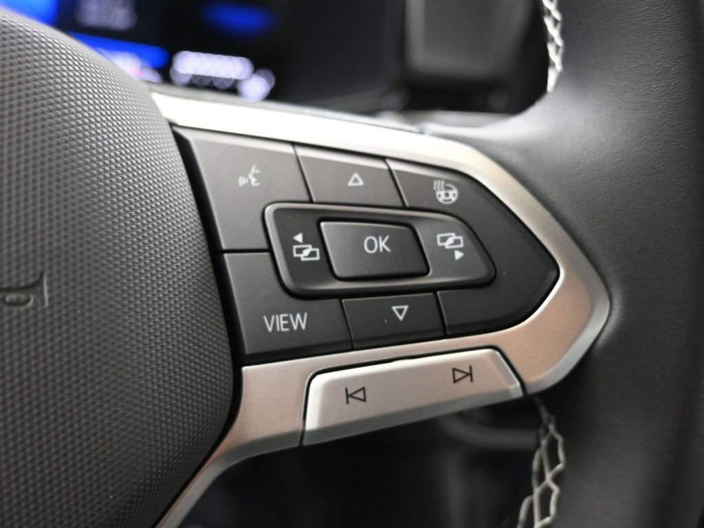 New 2025 Volkswagen Taos S image 27