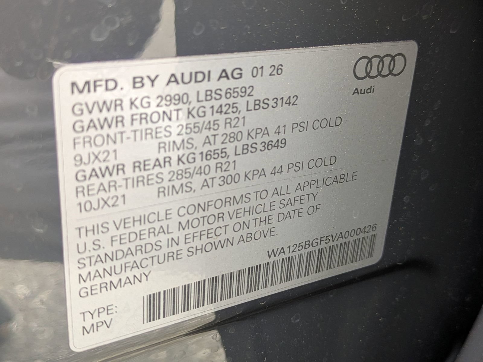 New 2027 Audi SQ6 e-tron Premium Plus AWD/4WD image 17