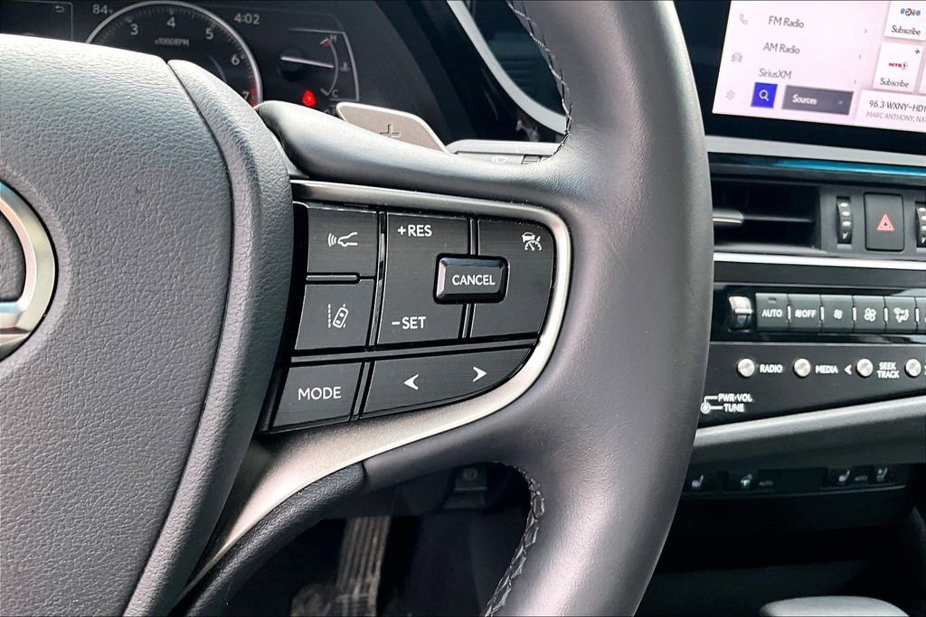 Used 2024 Lexus ES 350 w/ Premium Package image 12