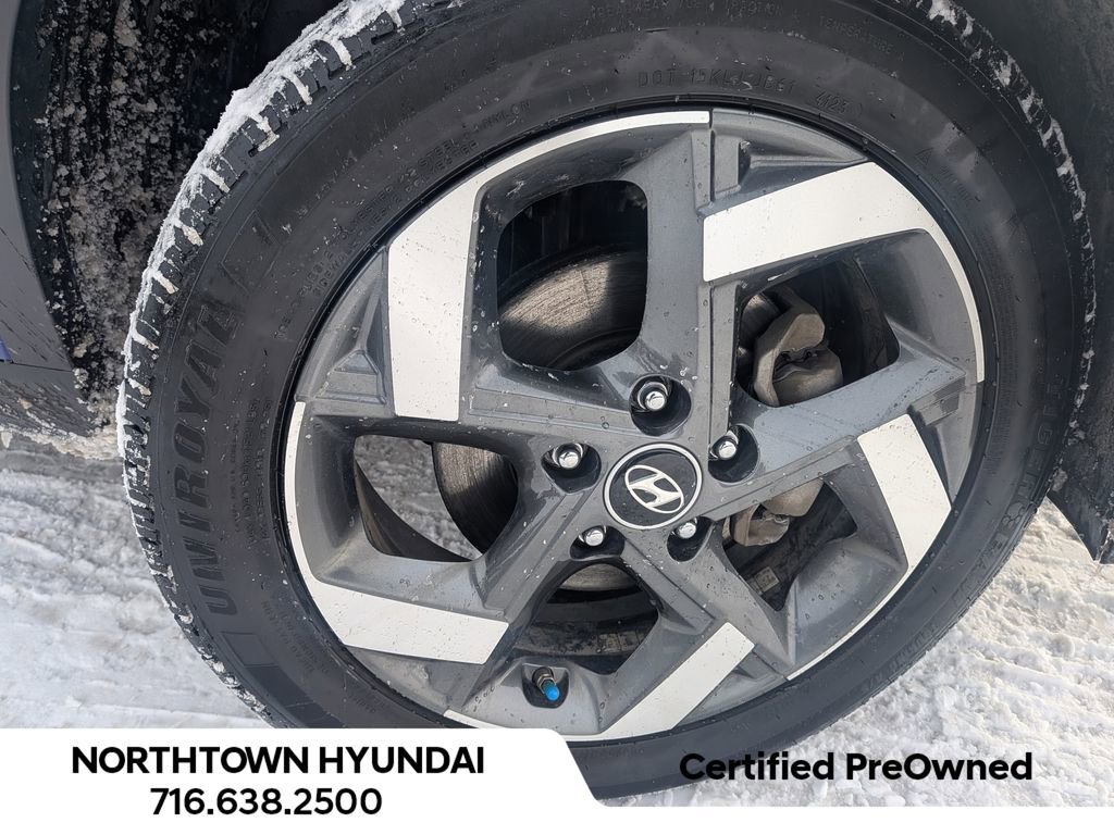 Certified 2023 Hyundai Venue Limited w/ Cargo Package image 42