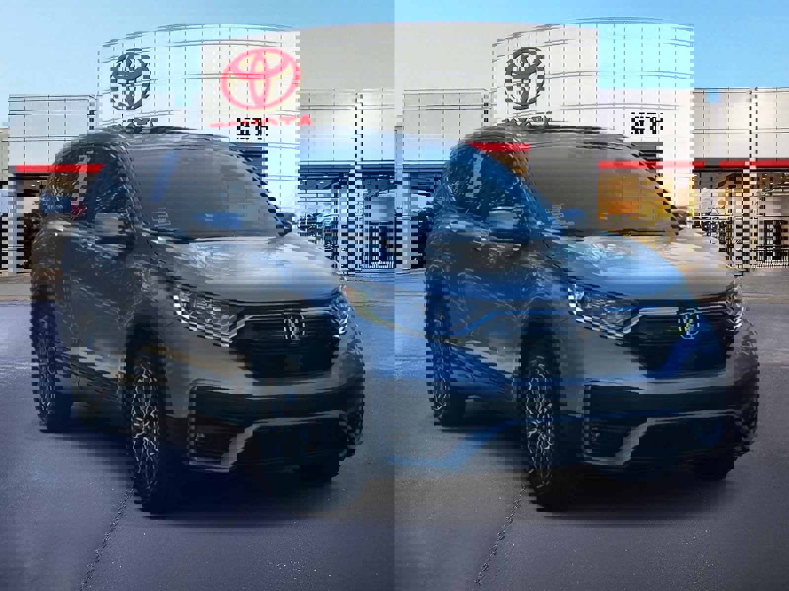 Used 2021 Honda CR-V EX image 3