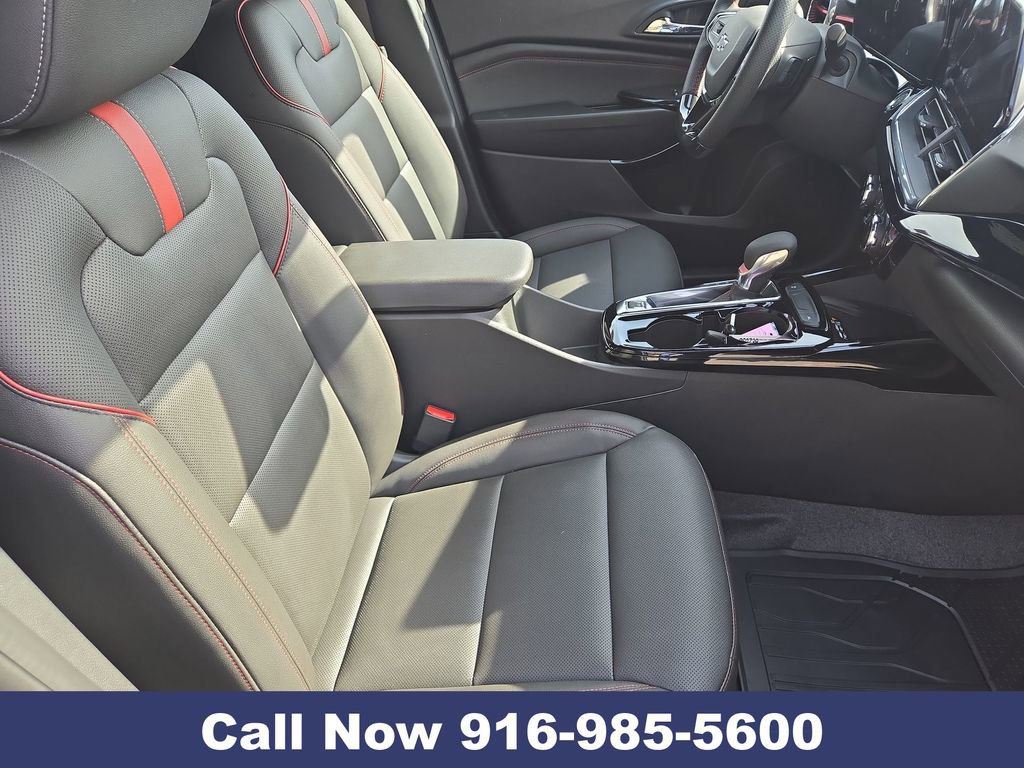 New 2026 Chevrolet Trax RS w/ Sunroof Package image 32