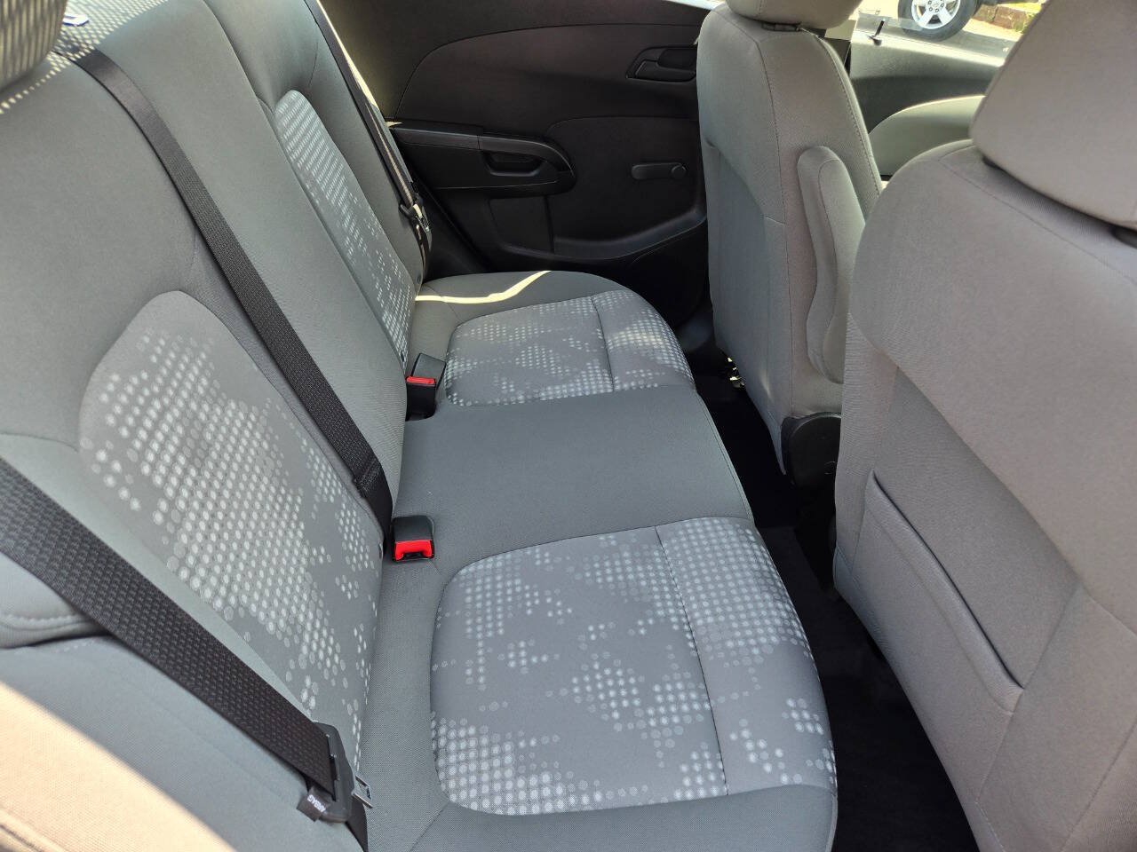 Used 2020 Chevrolet Sonic LS FWD image 22