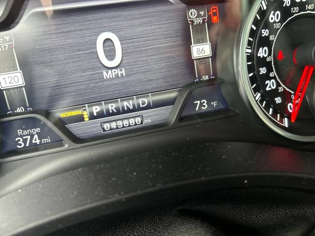Used 2019 RAM 1500 Laramie AWD/4WD image 10