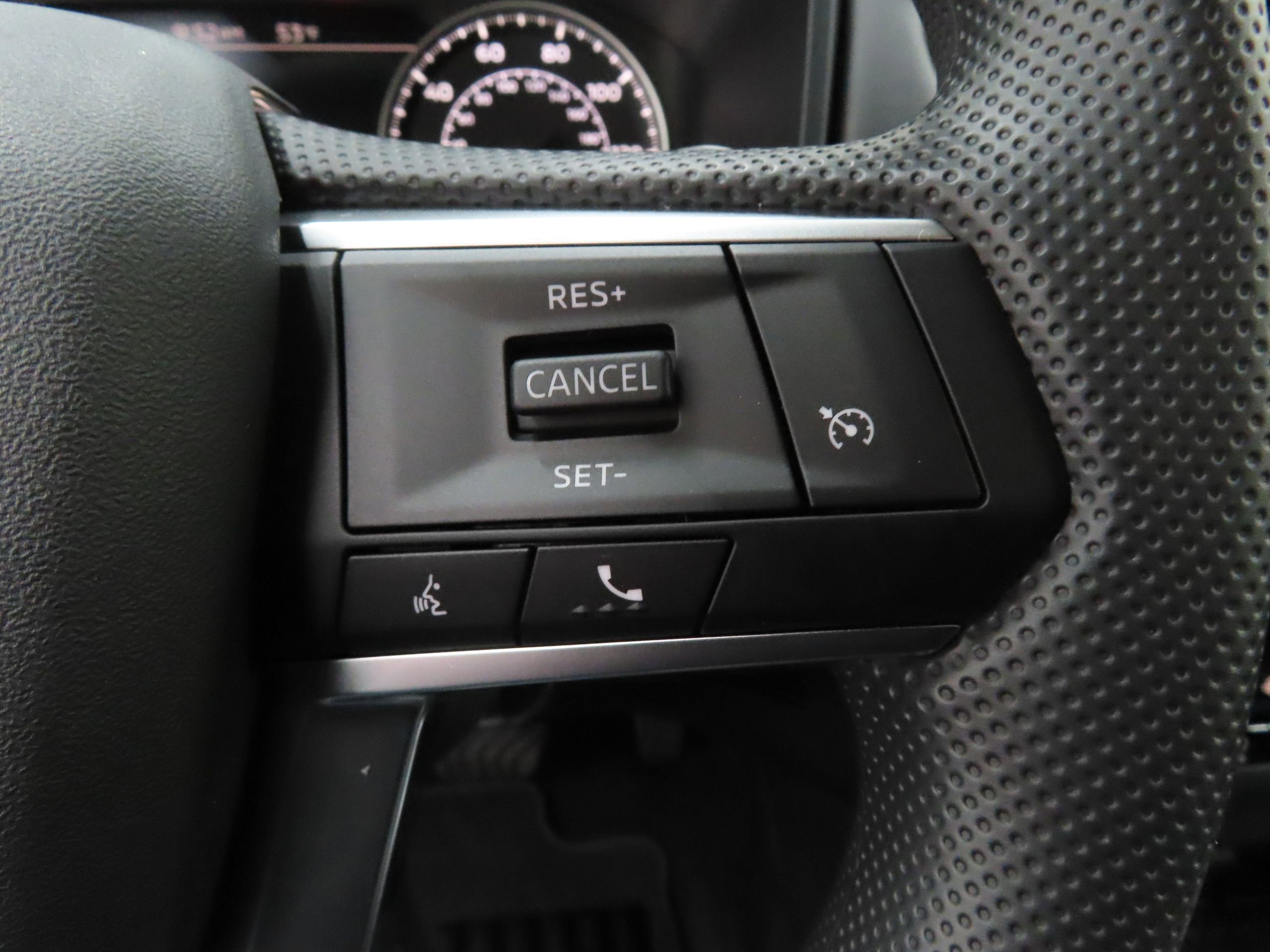 New 2026 Mitsubishi Outlander ES image 10
