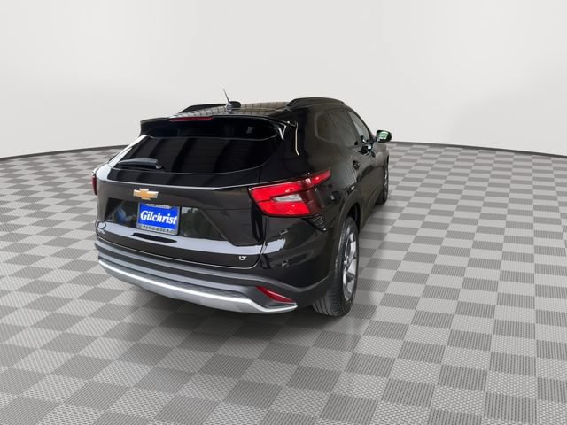 Used 2024 Chevrolet Trax LT FWD image 7