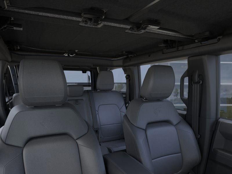 New 2025 Ford Bronco Outer Banks w/ Black Appearance Package image 12