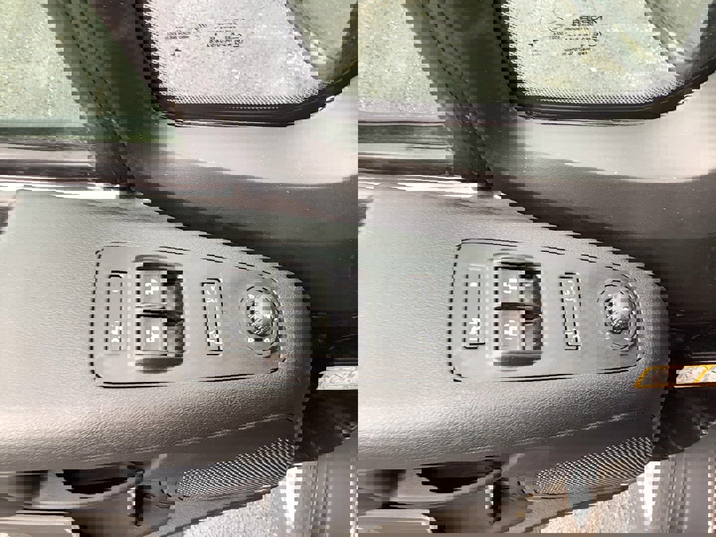 New 2025 RAM ProMaster 1500 w/ Quick Order Package 22G SLT image 14