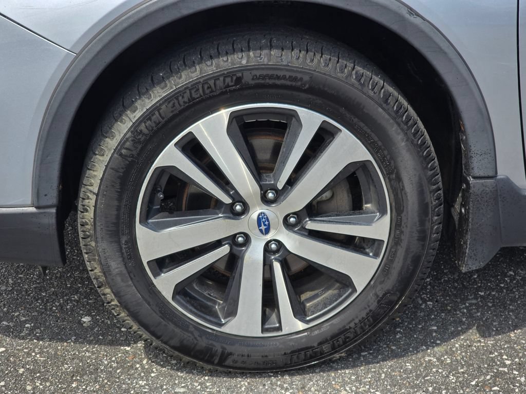 Used 2018 Subaru Outback 2.5i Limited AWD/4WD image 14