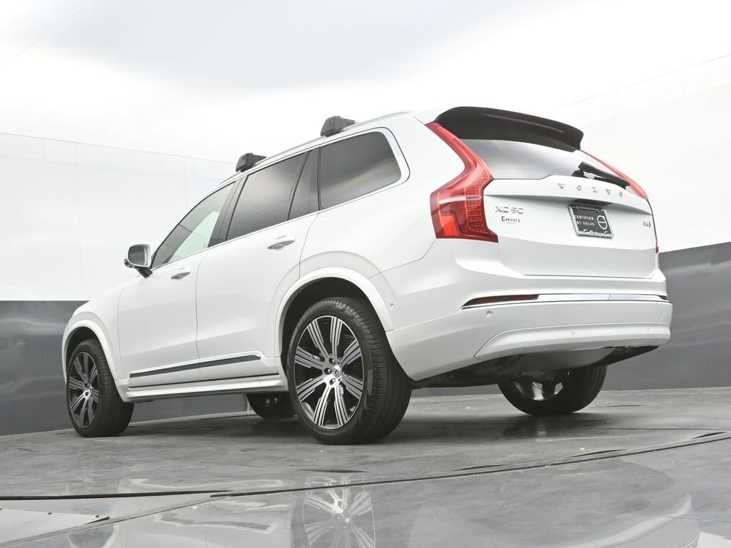 Certified 2024 Volvo XC90 B6 Ultimate w/ Lounge Package image 33