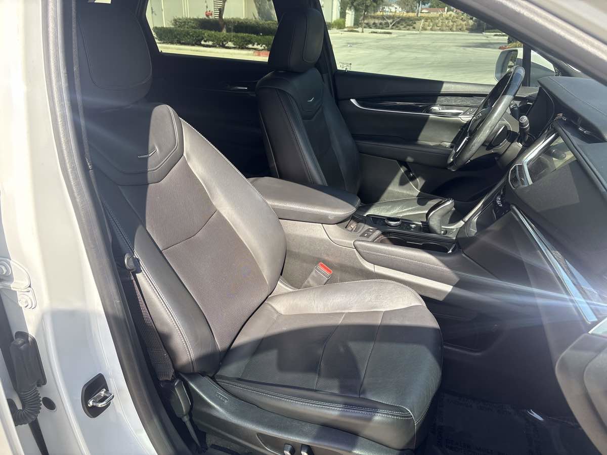 Used 2020 Cadillac XT5 Premium Luxury image 19
