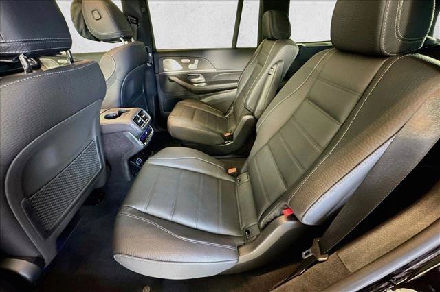 New 2026 Mercedes-Benz GLS 580 4MATIC image 22