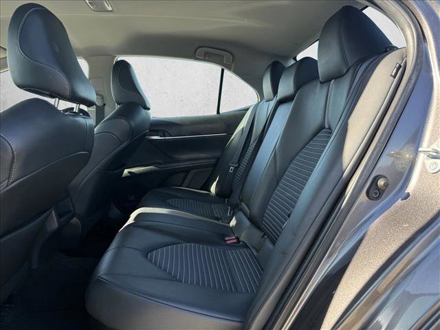 Used 2022 Toyota Camry SE FWD image 15