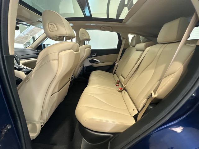 Used 2024 Acura RDX SH-AWD image 16
