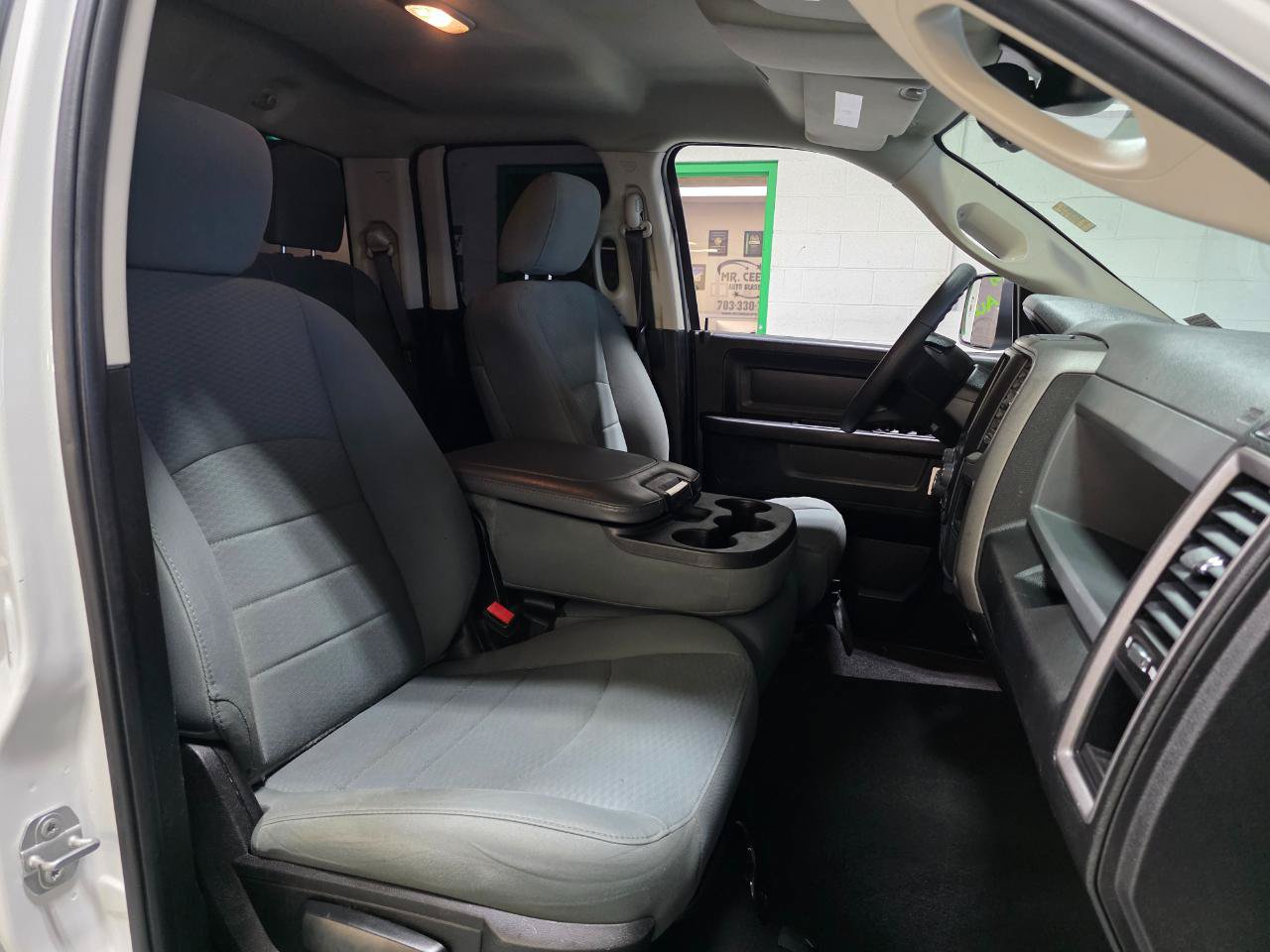 Used 2019 RAM 1500 Express w/ Express Value Package AWD/4WD image 24