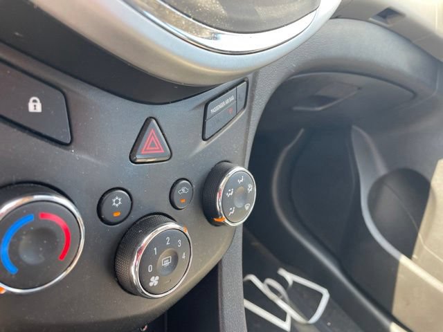 Used 2020 Chevrolet Sonic LT FWD image 9